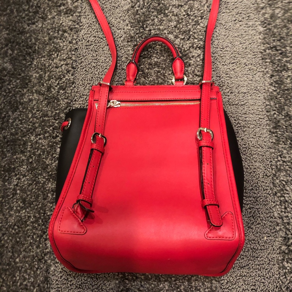 ❤️Moschino Versatile Backpack/Crossbody - Picture 3 of 8